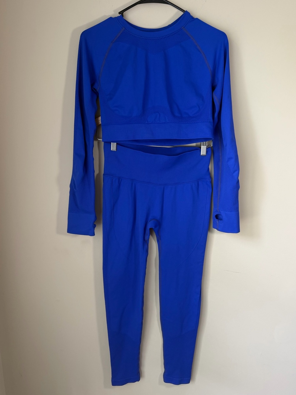 Gym active wear set
Size L

NWOT